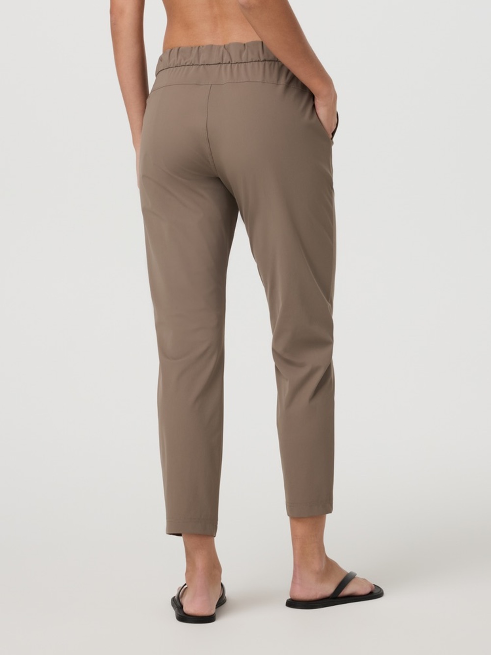 Vuori Miles Tech Ankle Elastic-Waist Pants in Pistachio Green Mid-Rise Medium - Picture 9 of 14
